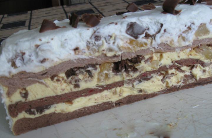 Torta sa cokoladnim ananasom